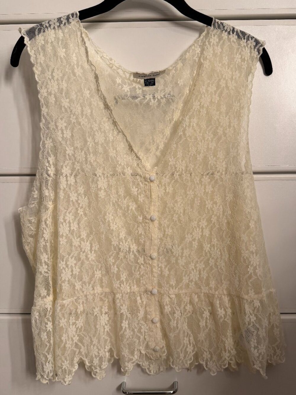 American Eagle Cream Floral Lace Button Front Peplum Blouse, Size XL